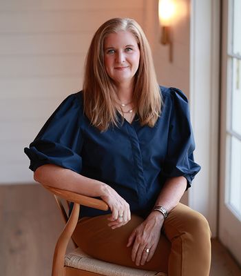 Portrait of Ashley Mitchell, REALTOR® Associate.