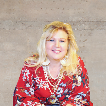 Portrait of Stacy Brown, Broker Associate