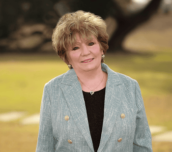 Portrait of Nadine Hufnall, REALTOR® Associate